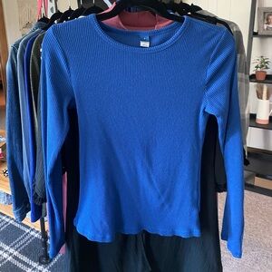 Old Navy blue ribbed long sleeve shirt